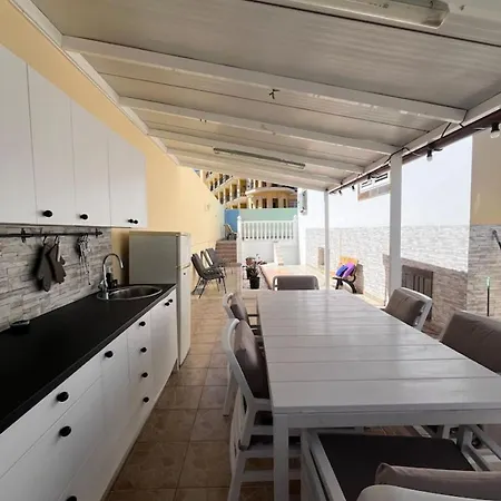 Holiday home Private Pool Private Parking Bbq